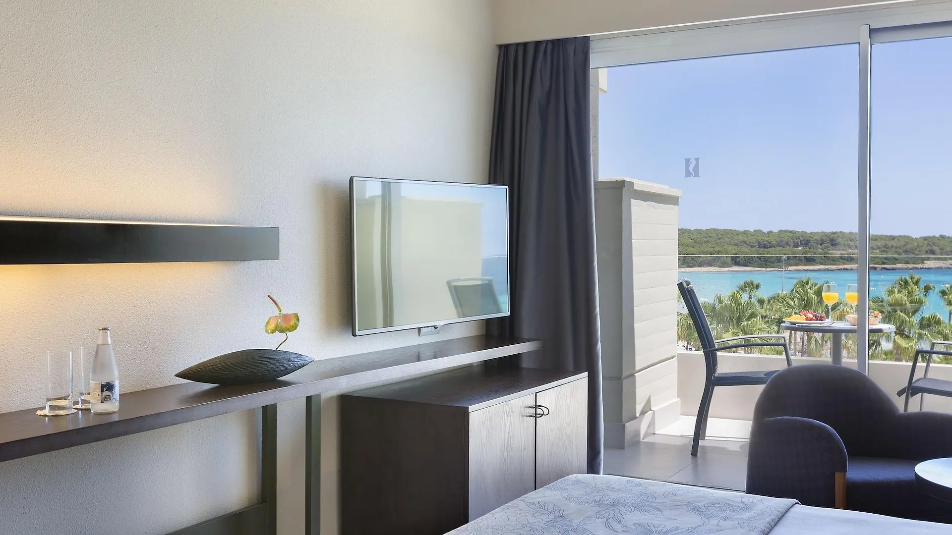 Hipotels Mediterraneo Hotel - Adults Only Sa Coma  4*, Sa Coma (Mallorca) Spain