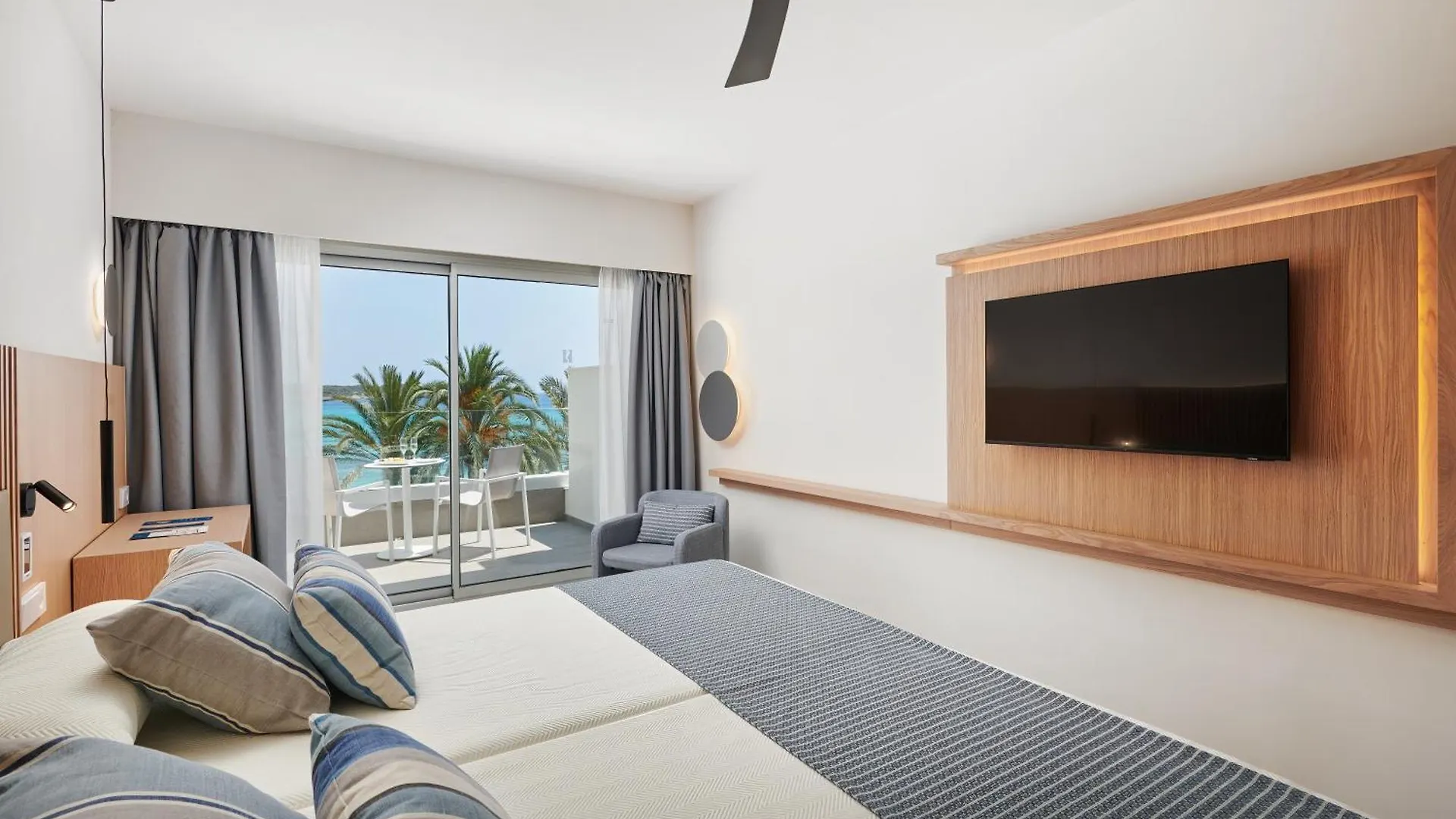 Hipotels Mediterraneo Hotel - Adults Only Sa Coma
