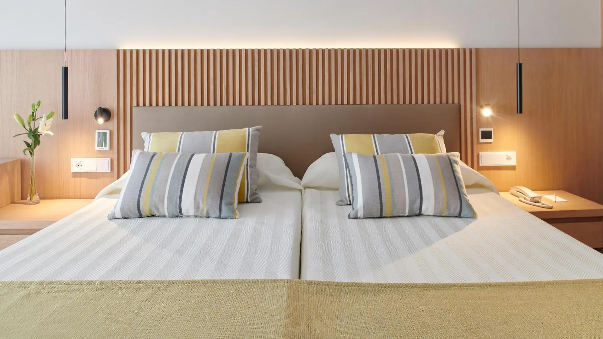 Hipotels Mediterraneo Hotel - Adults Only Sa Coma   Sa Coma (Mallorca)