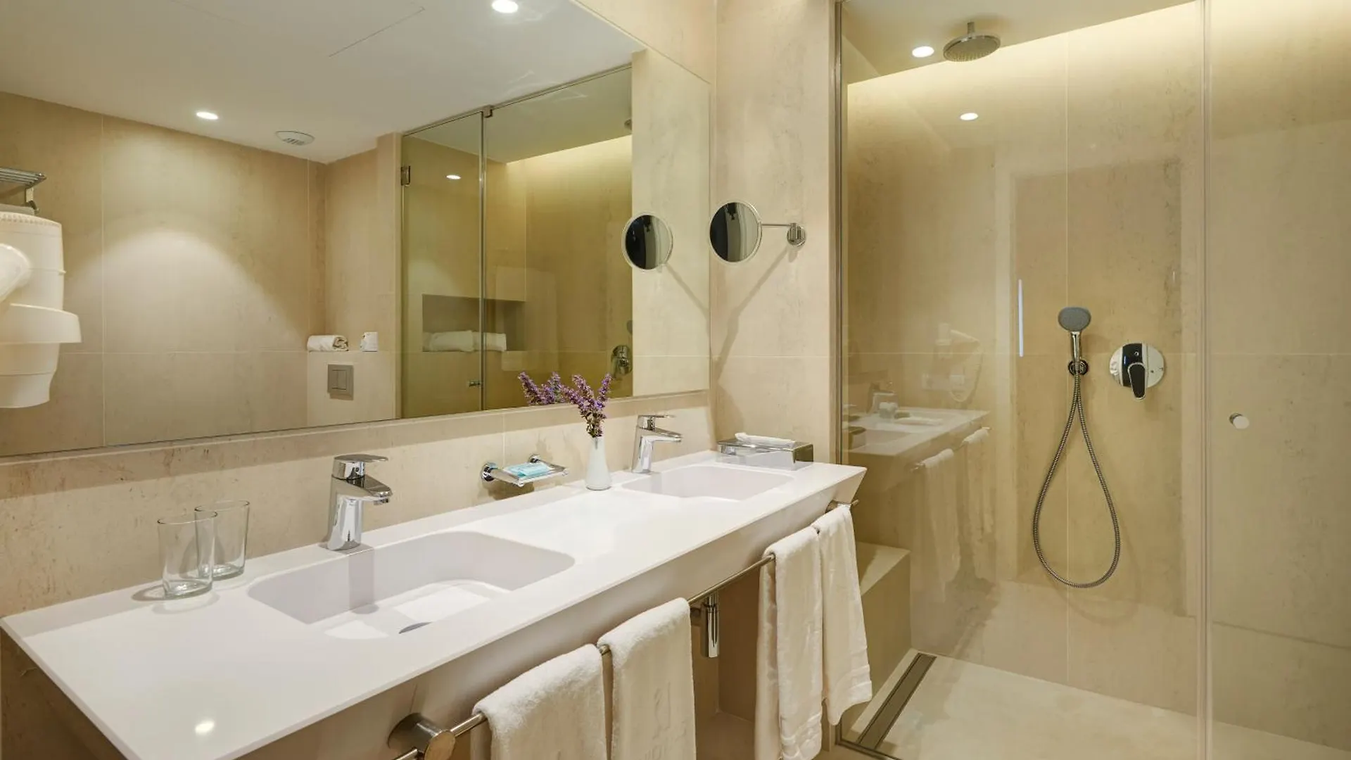 Hipotels Mediterraneo Hotel - Adults Only Sa Coma